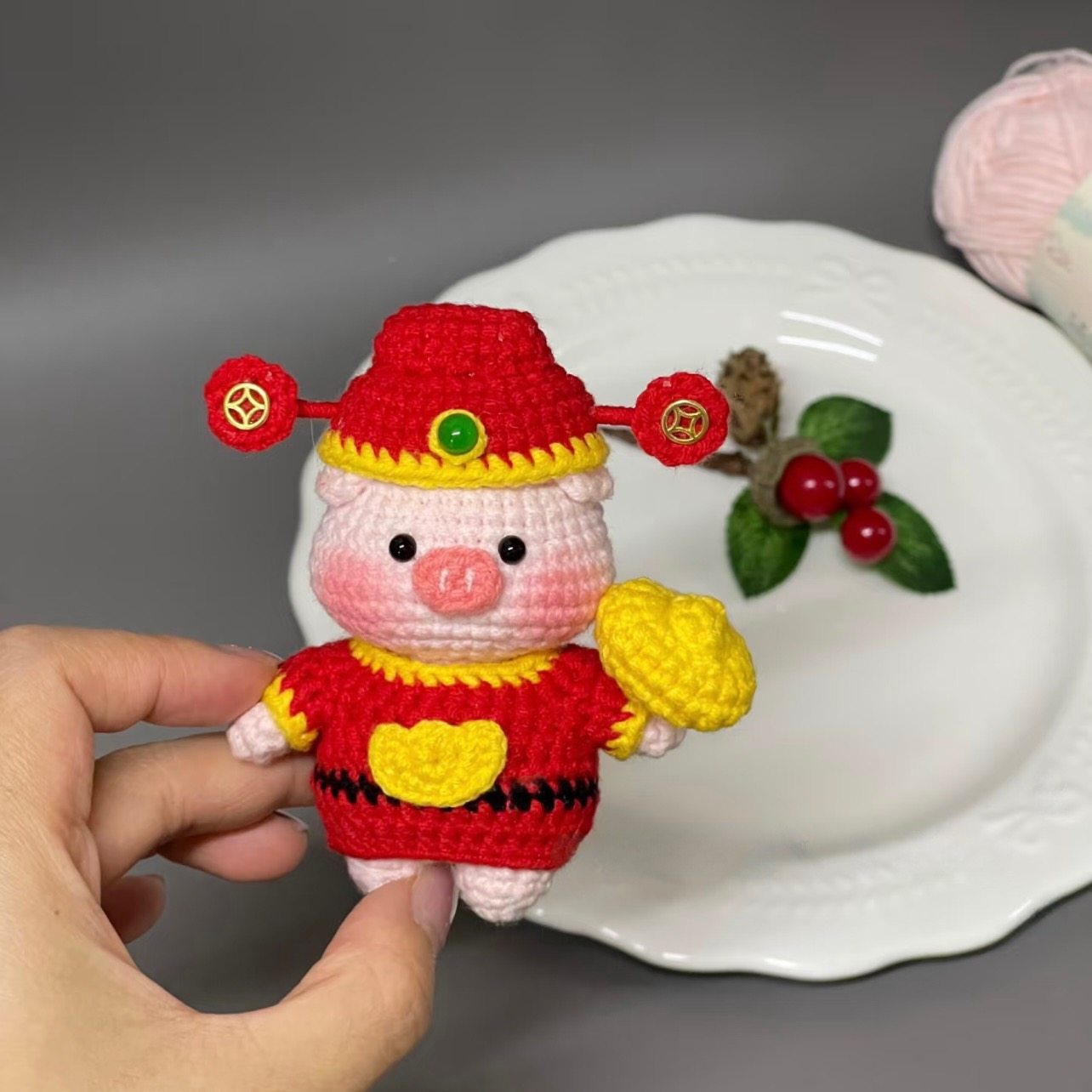 毛线diy手工编织财神猪钩针玩偶毛线材料包钥匙扣挂件摆件小礼物,服饰配件/皮带/帽子/围巾,DIY编织材料包,淘宝优惠券,粉丝福利购,淘宝优惠卷