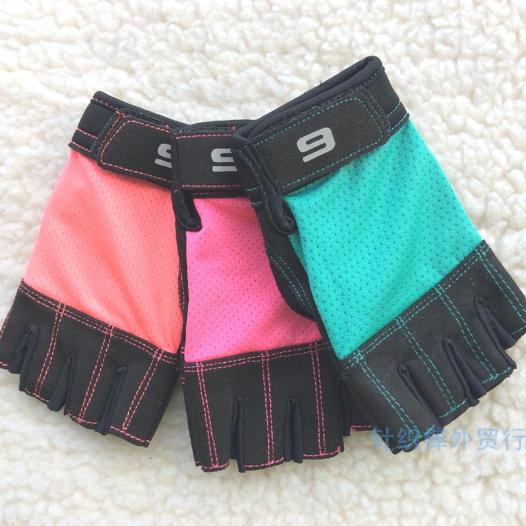 外贸出口战术运动赛车自行车攀岩半指健身举重博击防晒女式手套