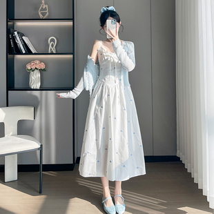 爱心刺绣吊带连衣裙2026夏季 收腰显瘦温柔风中长裙 新款