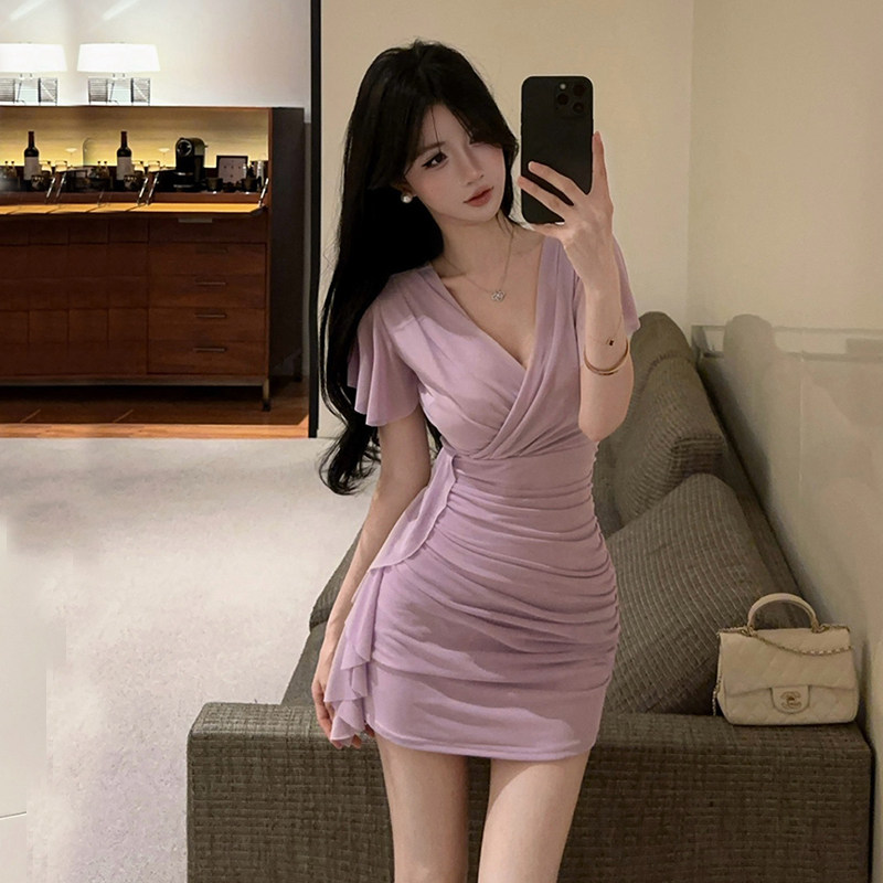 2026新款女装网纱飞飞袖包臀紧身流苏拼接打底性感V领连衣裙