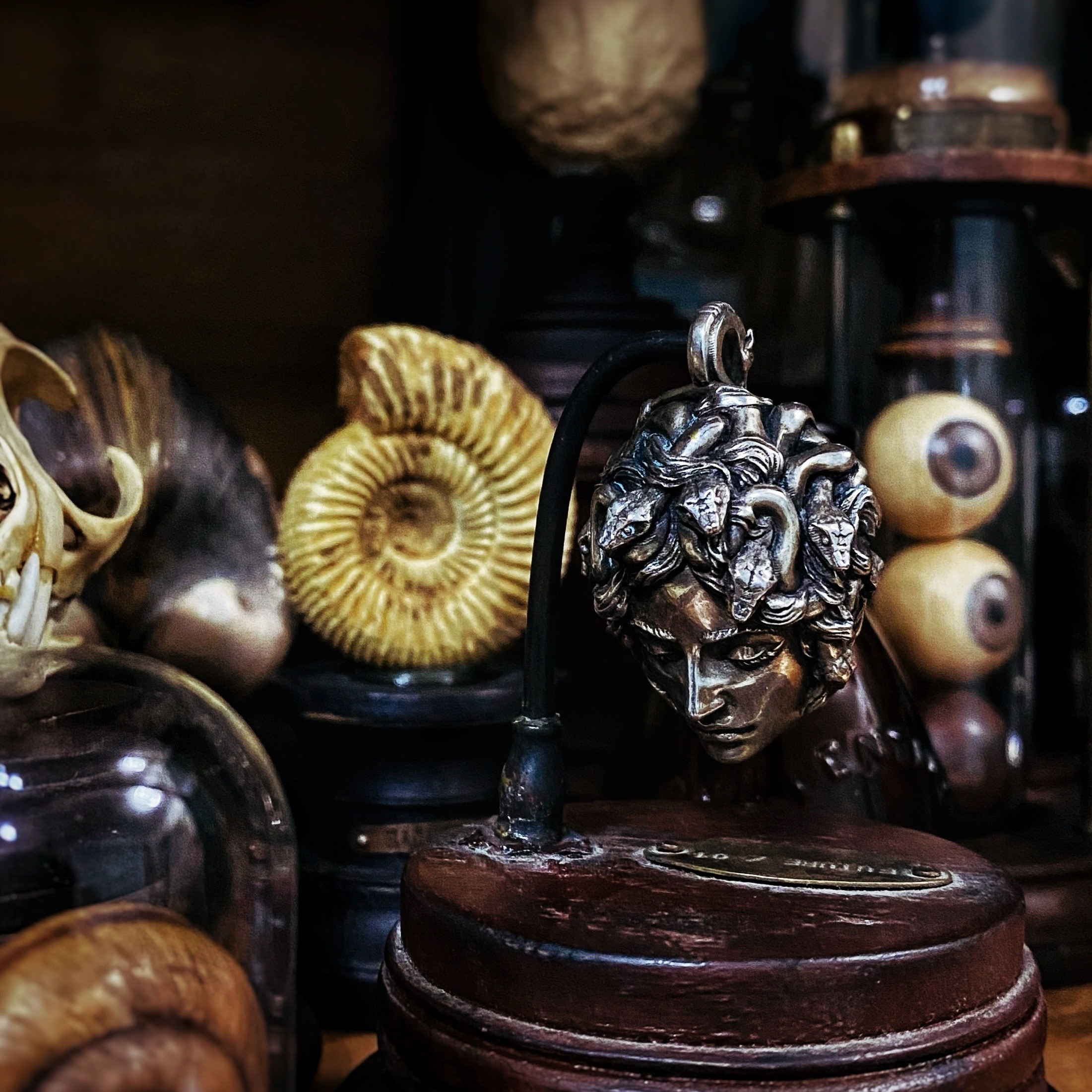 欲望车间手工雕塑美杜莎纯银吊坠