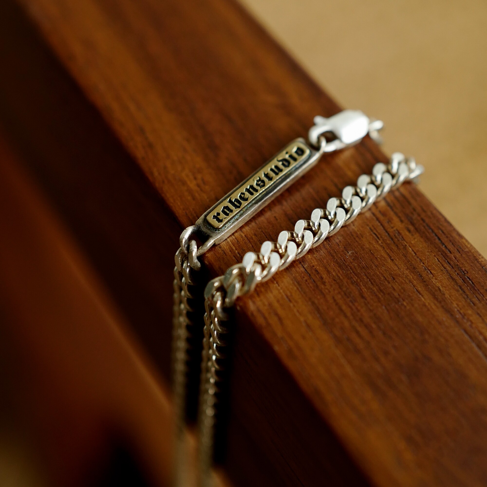 渡鸦专属金色铭文纯银侧身链项链