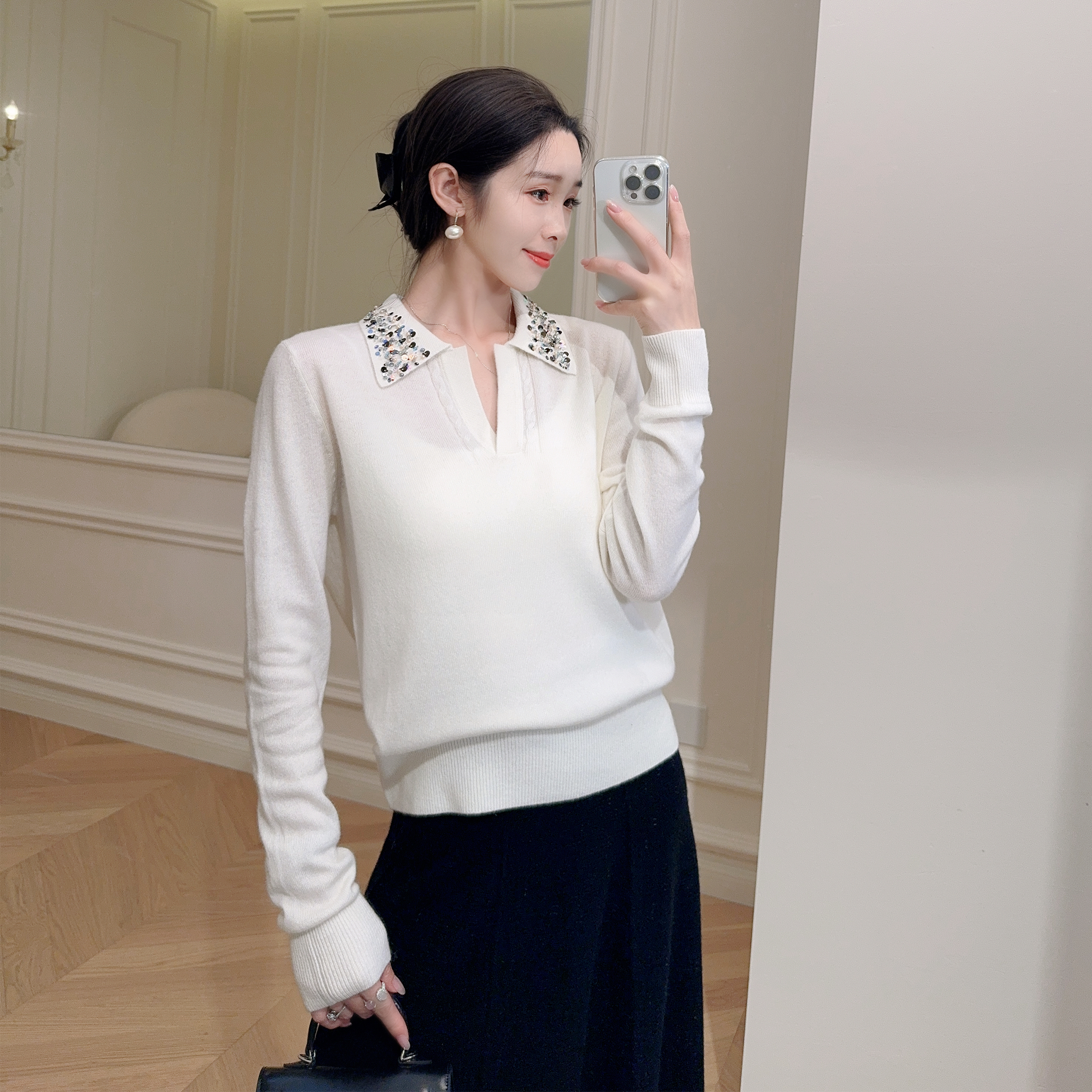 嫚渡|100%山羊绒|法式轻奢高定亮片POLO领长袖修身款白色羊绒衫