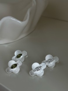 四葉草設(shè)計(jì)極簡文藝氣質(zhì)耳環(huán) 拉絲工藝 無痛無耳洞耳夾女