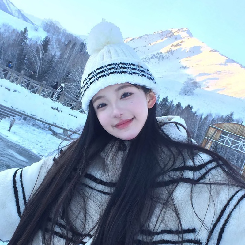 韩版秋冬季女可爱毛球针织条纹帽
