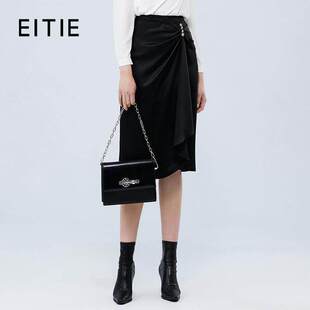 [设计总监然姐]EITIE爱特爱精致OL通勤缎面不对称包臀黑色半裙