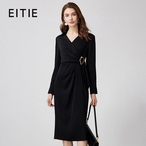 【设计总监然姐】EITIE爱特爱通勤提褶收腰黑色连衣裙24春季新款