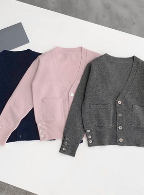 100%美丽诺羊毛男童女童四条杠V领毛衣开衫粉色灰色针织外套亲子