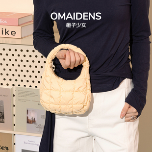 橙子少女褶皱云朵包包女上班杂物手拎包小众高级感可爱迷你手机包