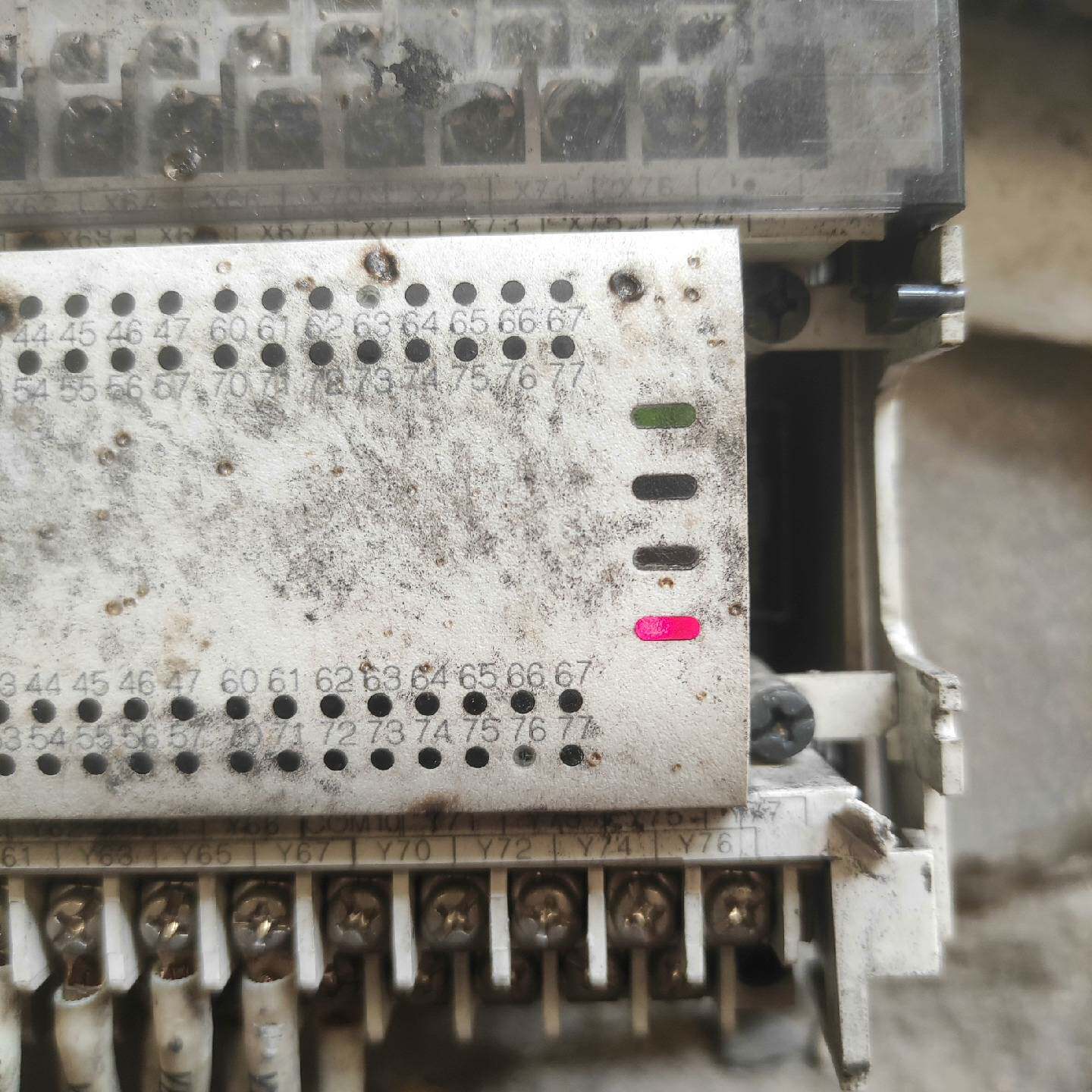 可维修PLCFX2N-128MR-001，回来的，实物拍照