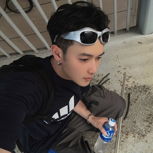 拽酷未来感异形潮流太阳眼镜