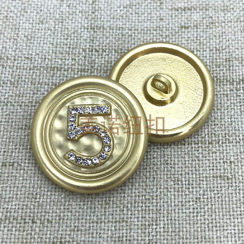 金色钮扣小香风镶钻5字金属扣子高档雾金纽扣针织开衫西服外套扣