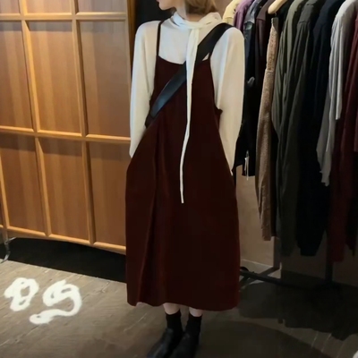 东大门2025秋季新品韩版设计款宽松显瘦百搭慵懒风高级感吊带裙