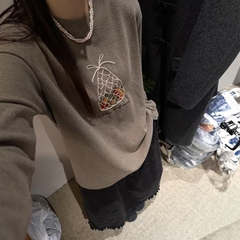 “钱袋子”进口面料手工毛毡刺绣新疆长绒棉长袖磨毛t上衣女