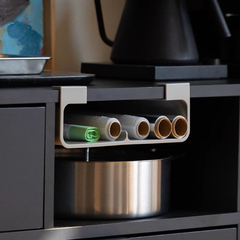 免打孔收纳置物架厨房隔板壁挂锡纸保鲜膜储物盒悬挂式橱柜下挂架