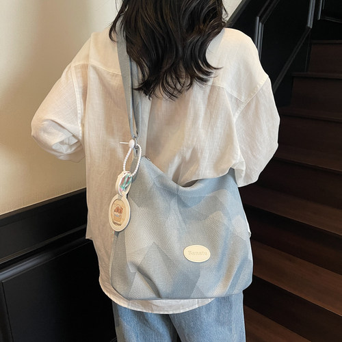 yamy女休闲单肩斜挎包