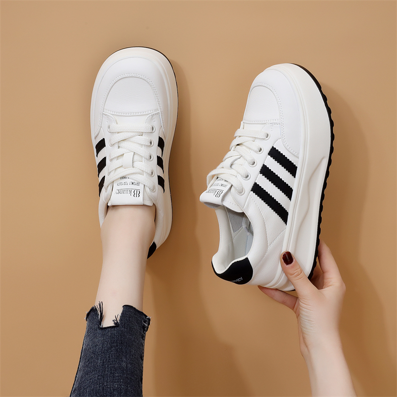 厚底小白鞋女2024春季新款时尚百搭运动鞋超轻ins休闲软底松糕鞋