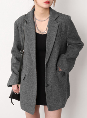 大衣女款2024新春季高级感小个子短款灰色羊毛人字纹西装厚外套