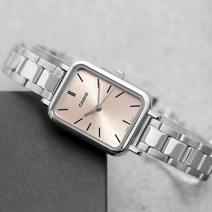 casio卡西欧手表女士小方块轻奢小众ins风学生款电子LTP-V009D-4E