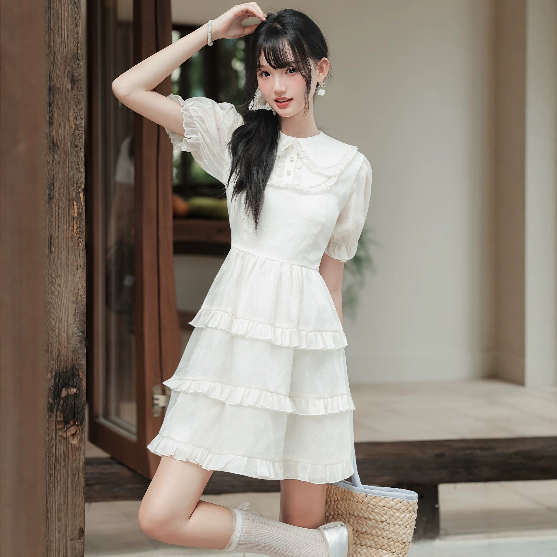女装2026夏季十三行新款韩甜美减龄娃娃领珍珠学院短袖蛋糕连衣裙