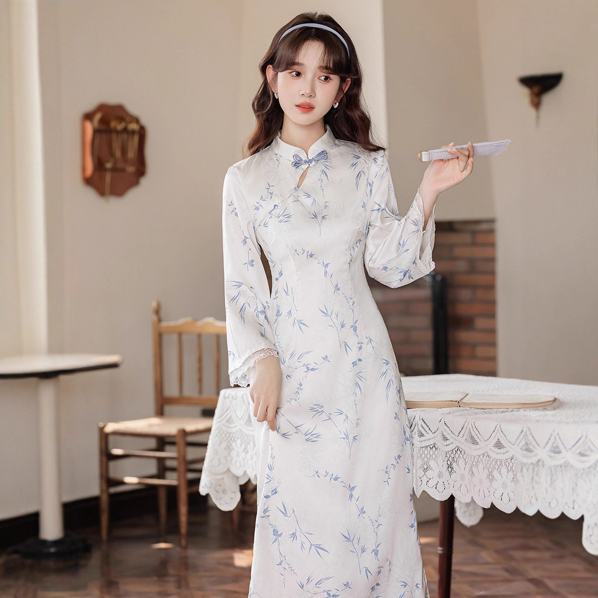 女装2026春秋广批圈新款新中式复古改良旗袍裙流苏国风长款连衣裙