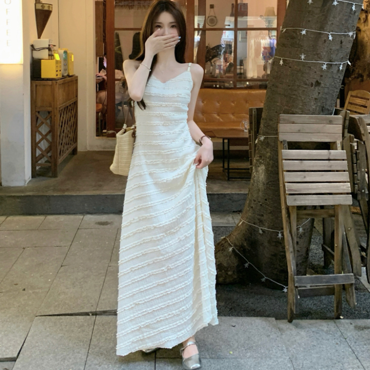 温柔风法式气质蕾丝吊带连衣裙