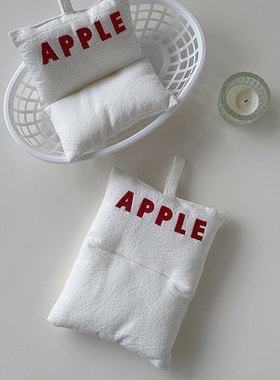 nicethings 韩ins风白色红色英文字母绣花夹棉杯垫隔热垫拍照道具