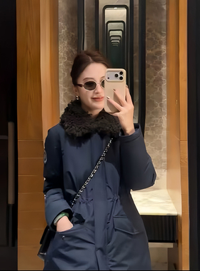 90鹅绒服气质毛领中长款羽绒服女收腰显瘦保暖外套派克服深蓝色