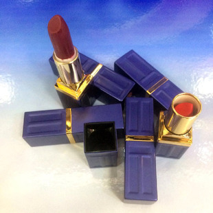 蕾琪冬虫夏草醉色诱吻口红滋养恒彩贴肤保护双唇经典姨妈色学生款