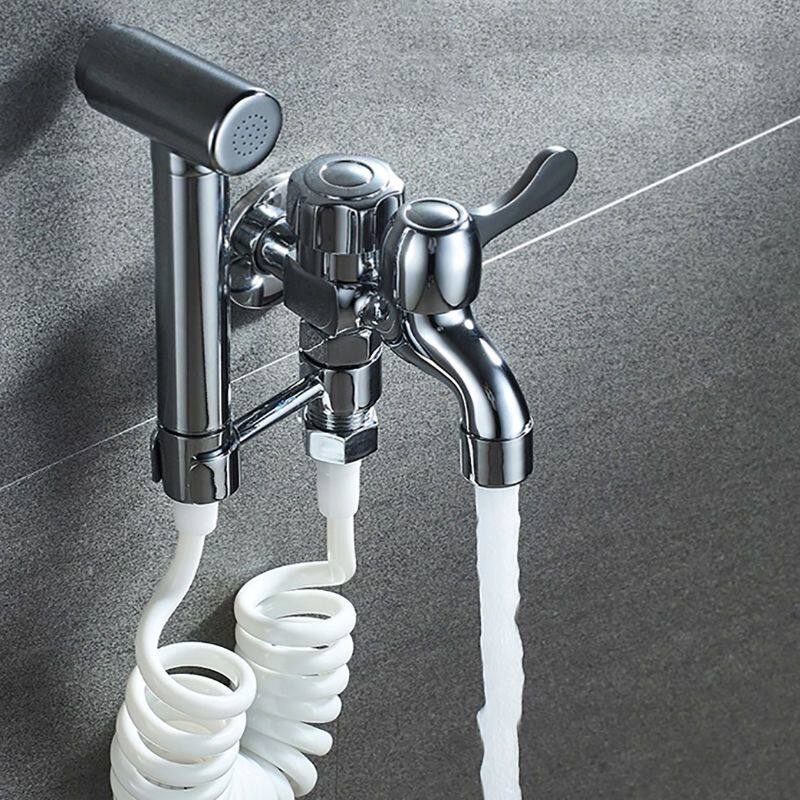 全铜一进二出洗衣机阳台拖把池马桶伴侣带喷枪多功能一分二水龙头