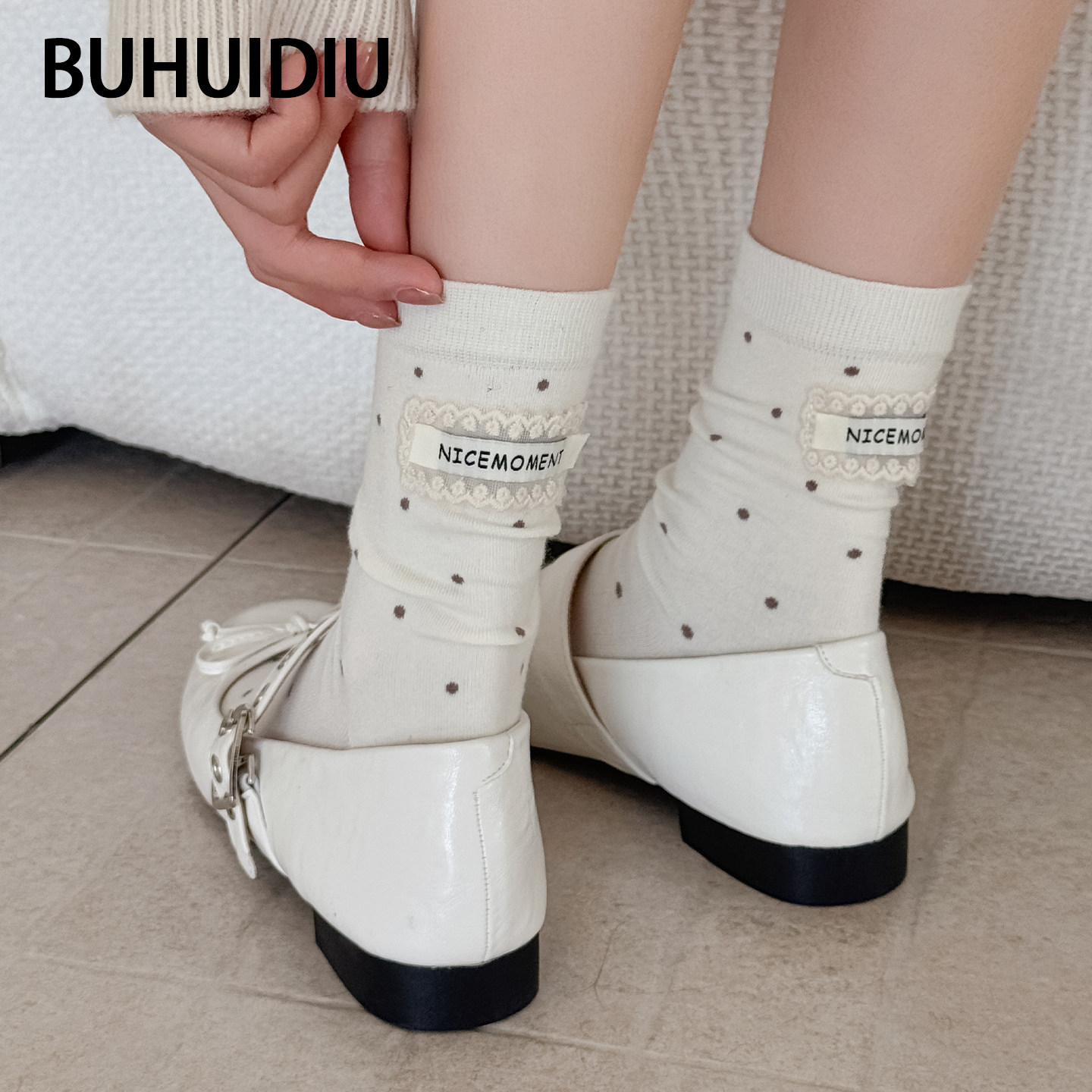 不会丢的袜子 蕾丝布标中筒袜女款春秋韩版个性波点配玛丽珍长袜