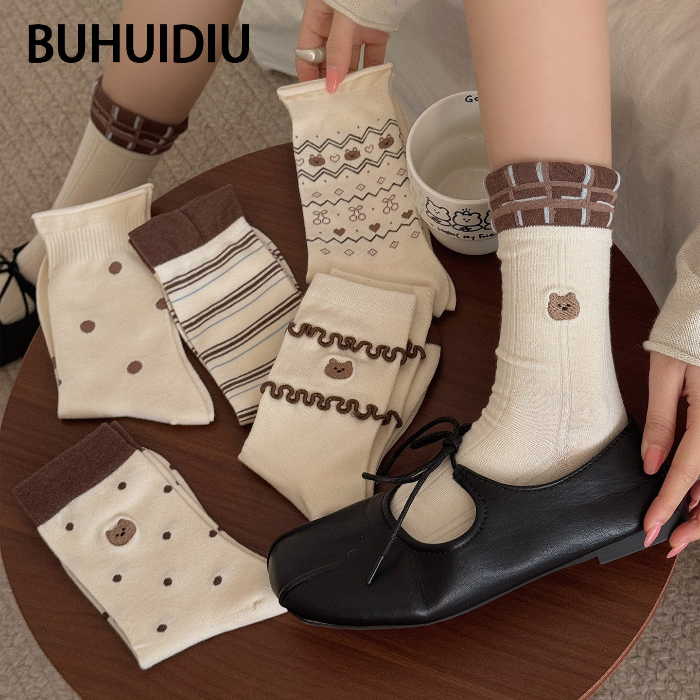 不会丢的袜子 咖色小熊中筒袜女春季2026新款ins卡通可爱棉袜长袜