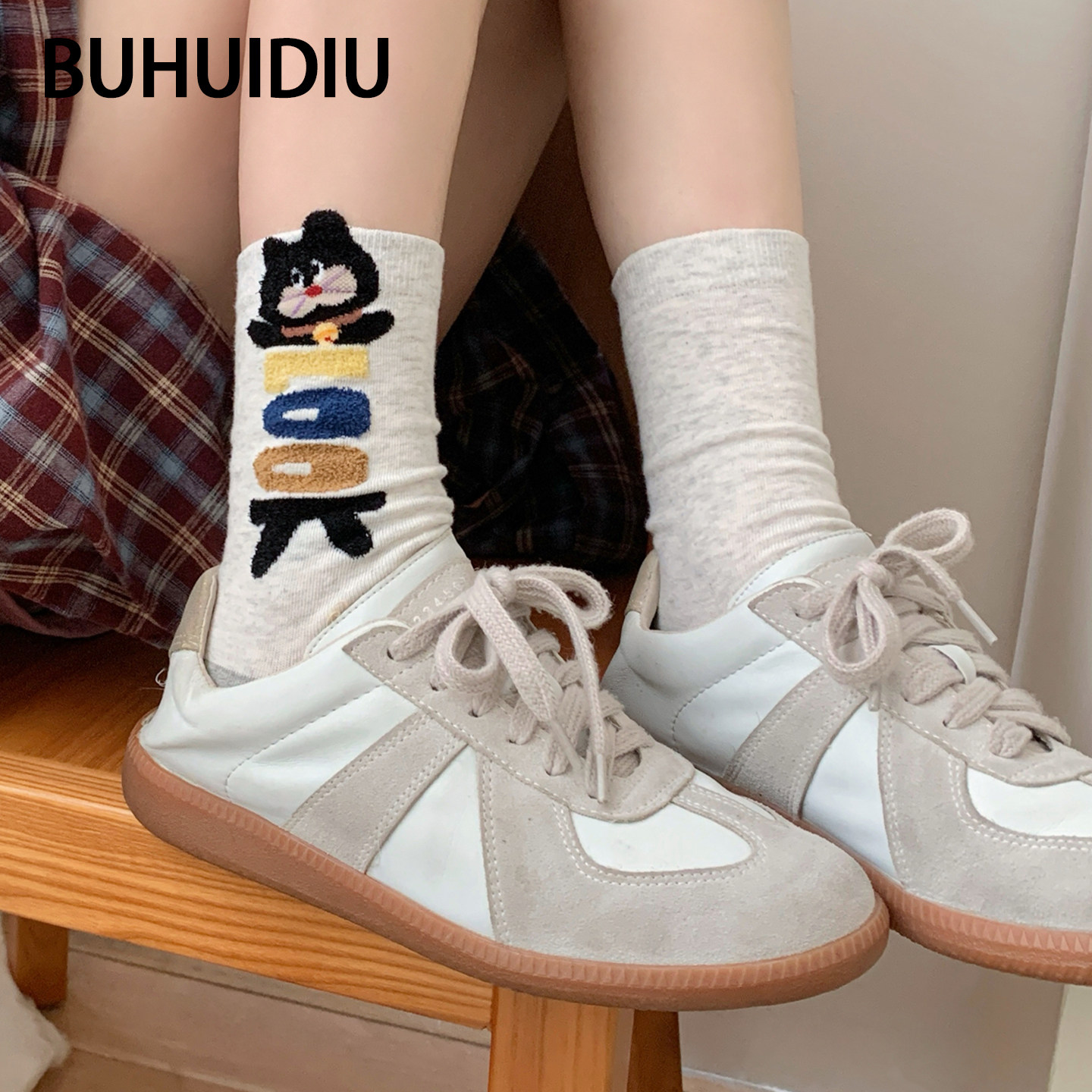 不会丢的袜子 小猫中筒袜女款秋冬卡通可爱2026新款爆款无骨长袜