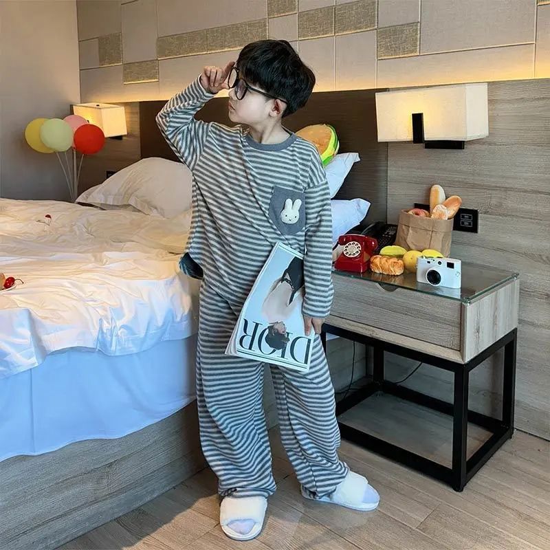 儿童宽松家居服男童德绒睡衣秋冬新款保暖双面德绒套装中大童睡衣