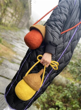 funny尼泊尔羊毛毡栗子包可爱日系文艺单肩包小众斜挎手拎包 包邮