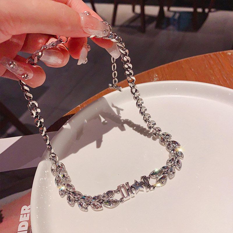 百搭字母项链韩国复古轻奢链颈链高级感锁骨东麦穗时尚水钻大门女