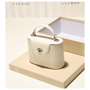 GXFMOD小众设计高级感真皮盒子包女2026新款百搭单肩斜挎手提小包