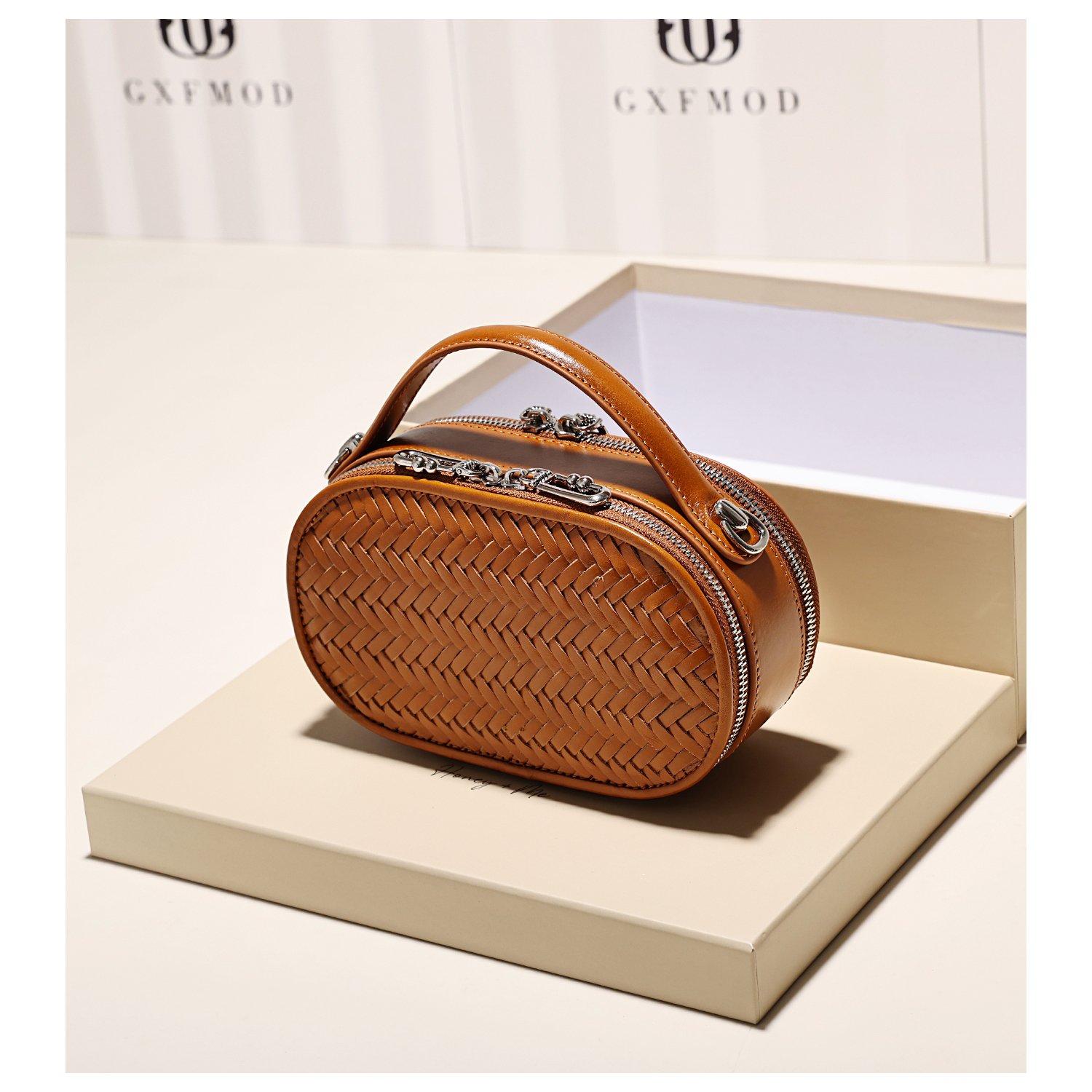 小众设计头层牛皮编织包女