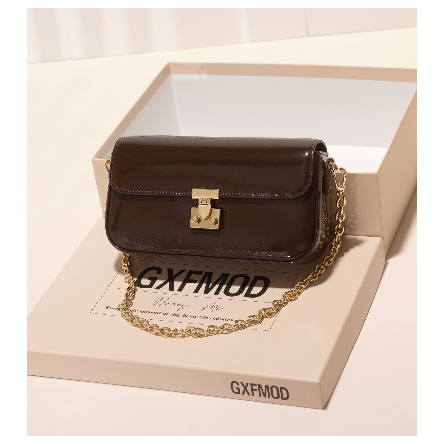 GXFMOD新款亮面牛皮小方包女2024秋季时尚洋气ins单肩斜挎链条包,箱包皮具/热销女包/男包,小方包,淘宝优惠券,粉丝福利购,淘宝优惠卷