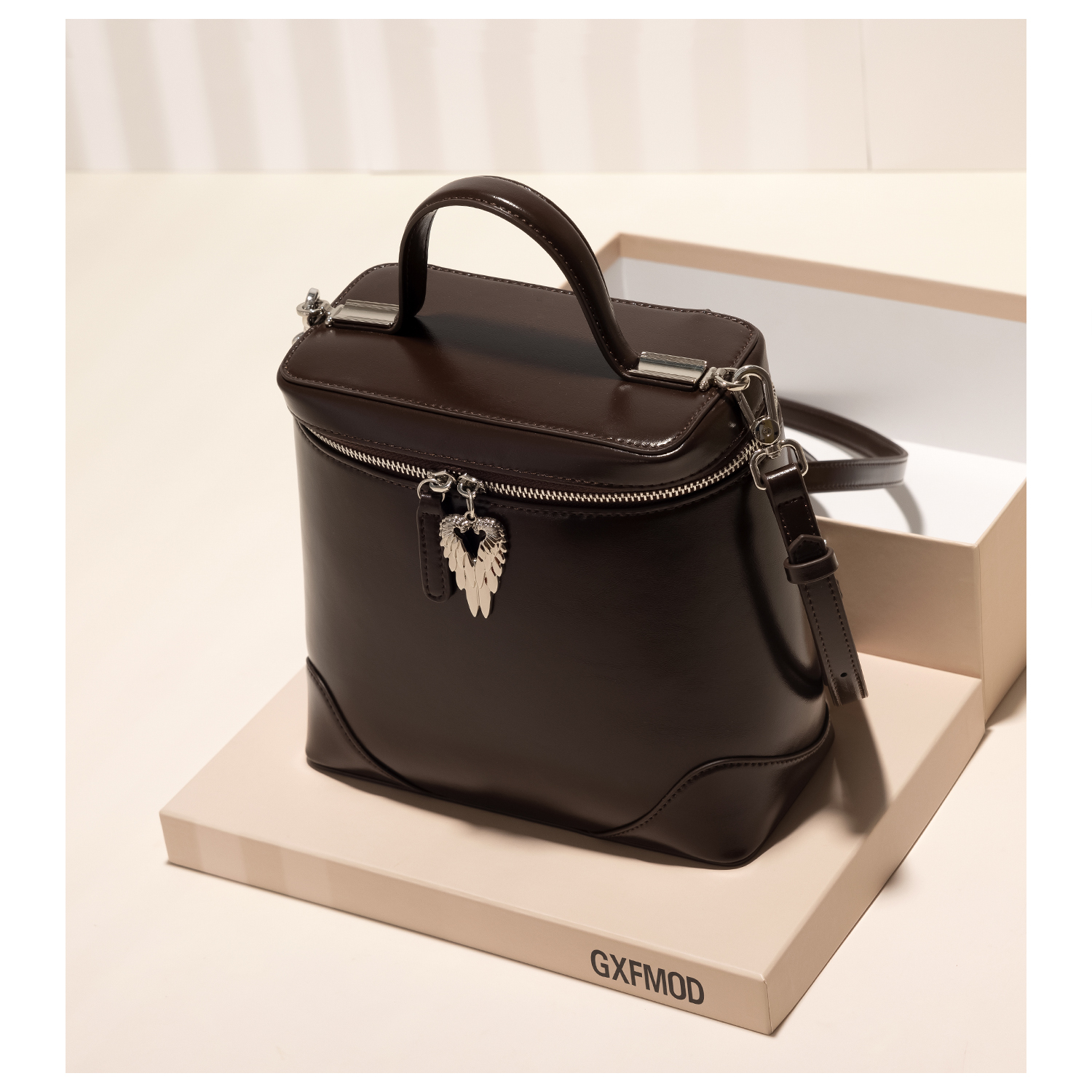 GXFMOD美拉德双肩包通勤盒子包