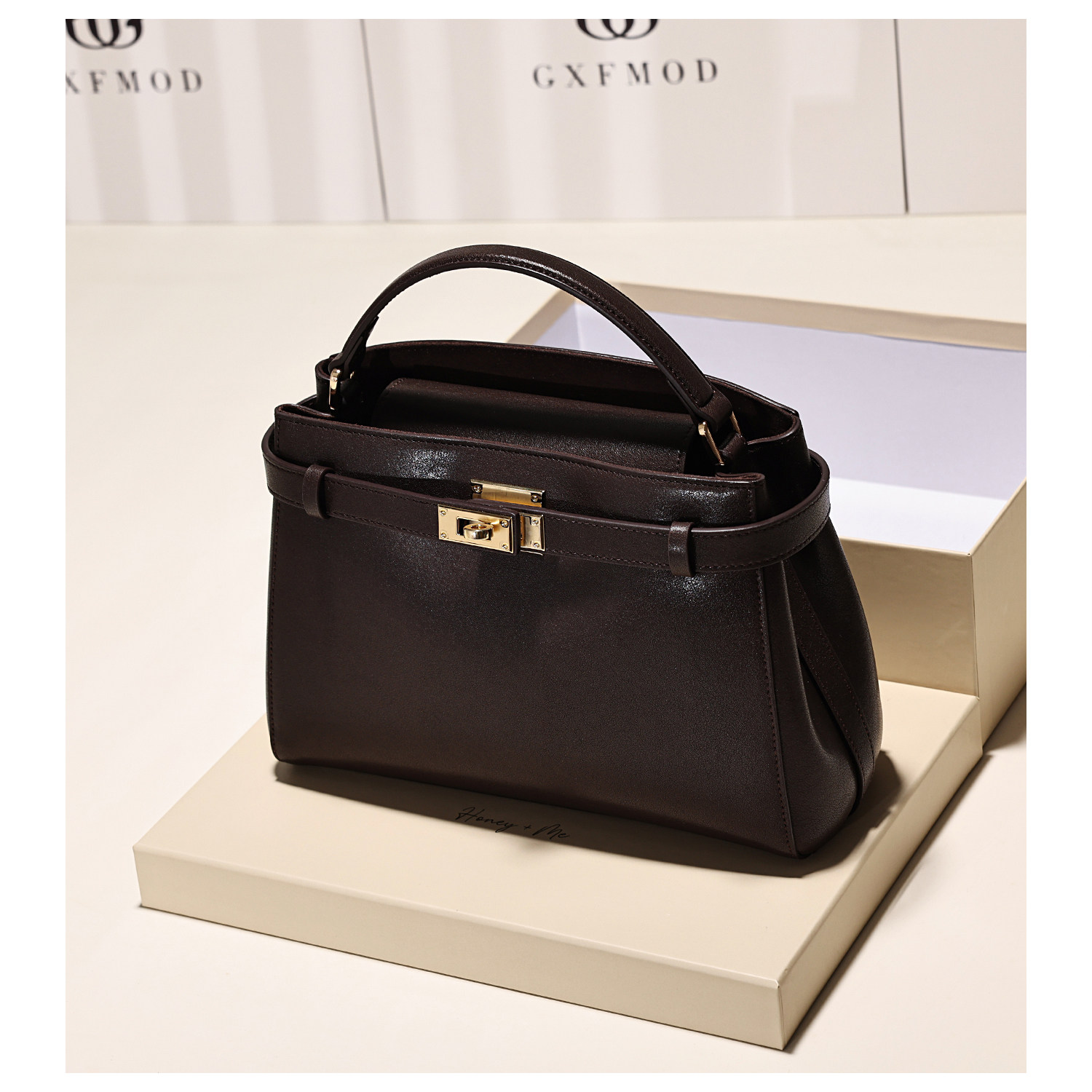 GXFMOD小众设计轻奢真皮小方包女2025秋冬斜挎通勤百搭手提斜挎包,箱包皮具/热销女包/男包,小方包,淘宝优惠券,粉丝福利购,淘宝优惠卷