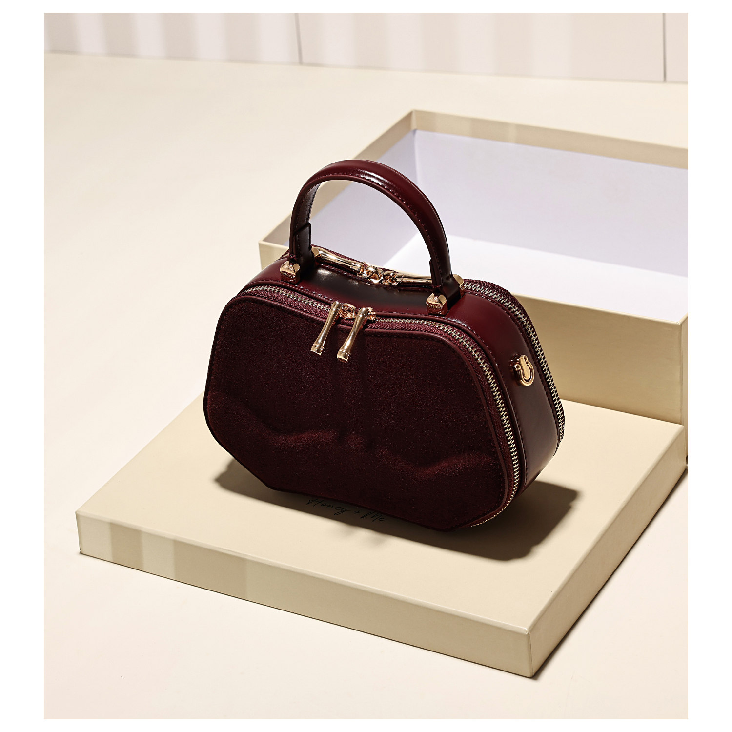 GXFMOD小众设计真皮复古磨砂小方包女2025早秋新款时尚单肩斜挎包