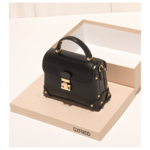 GXFMOD小众法式牛皮手提包包女气质小方包2025百搭单肩斜挎锁扣包