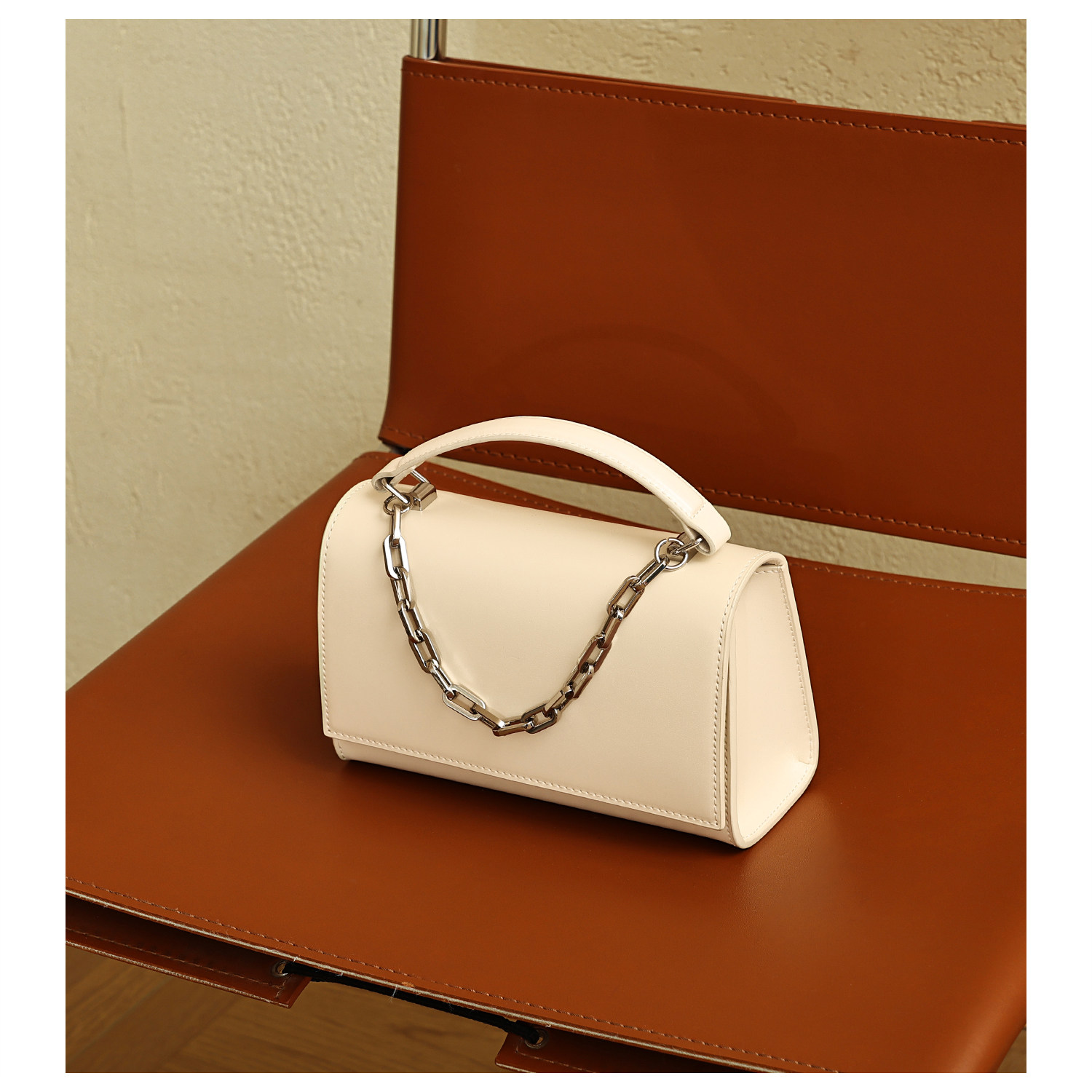 GXFMOD小众品牌高级感牛皮链条手提包女2026春季新款简约斜挎包包,箱包皮具/热销女包/男包,小方包,淘宝优惠券,粉丝福利购,淘宝优惠卷