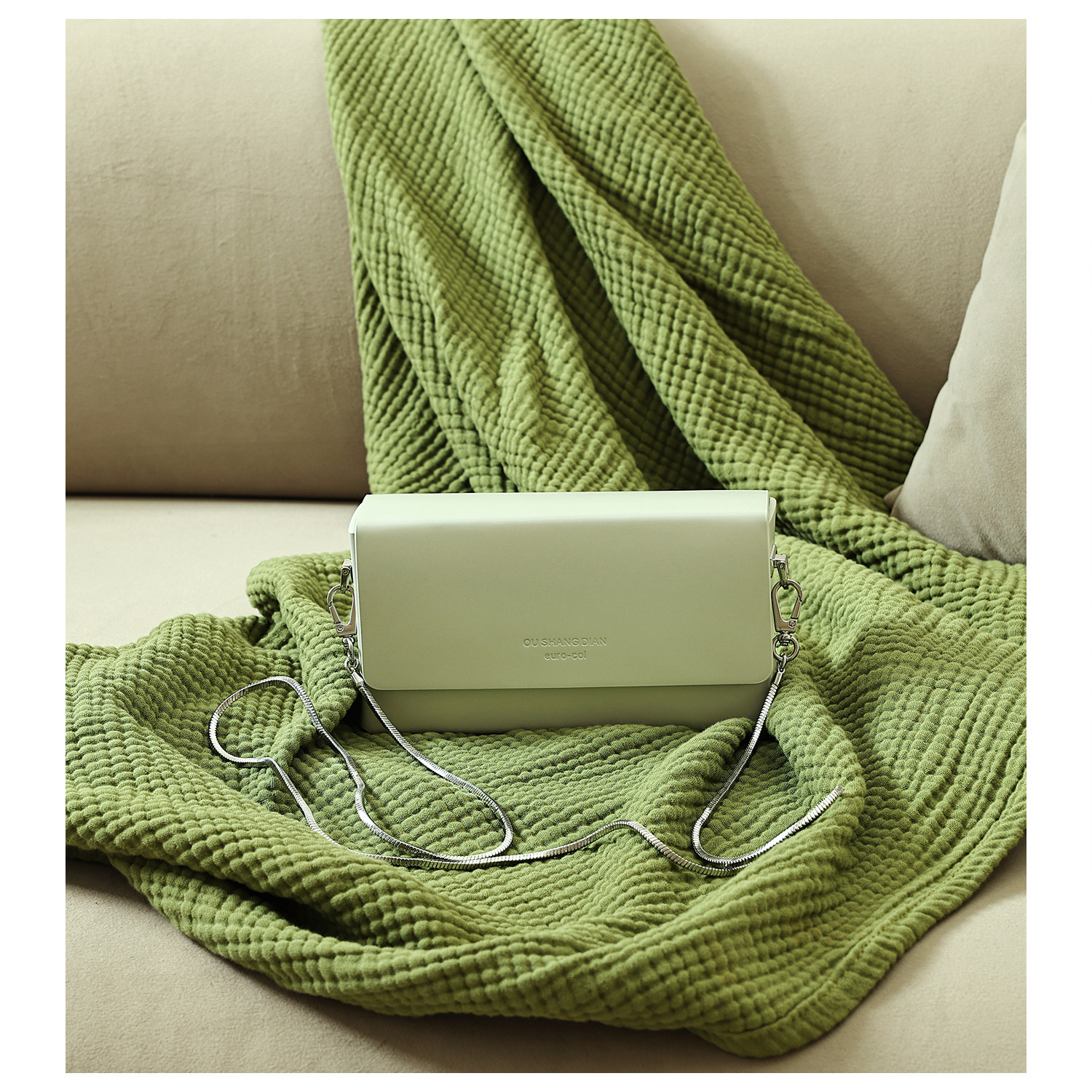 GXFMOD小众设计牛皮链条小方包女2026早春上新轻奢简约单肩斜挎包