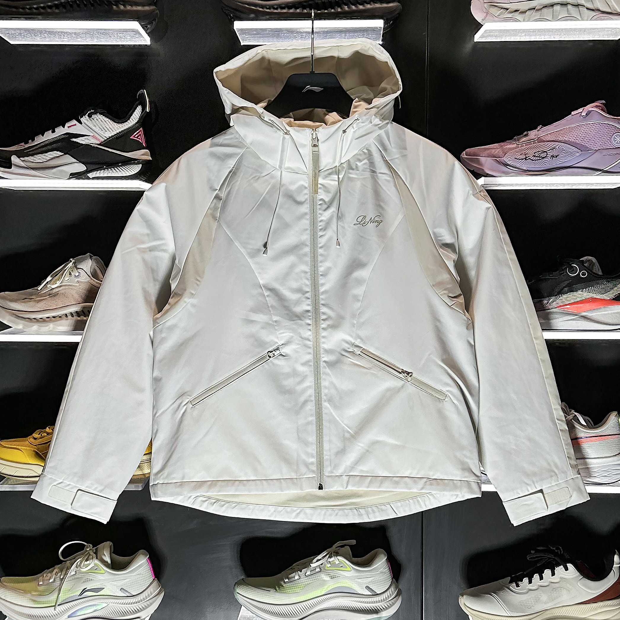 李宁运动宽松外套女2026春新款加绒保暖防水休闲舒适夹克 AFDW426
