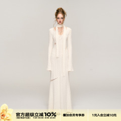 4muggle原创秋冬2023新款性感白色提花镂空连衣裙绒花气质长裙女