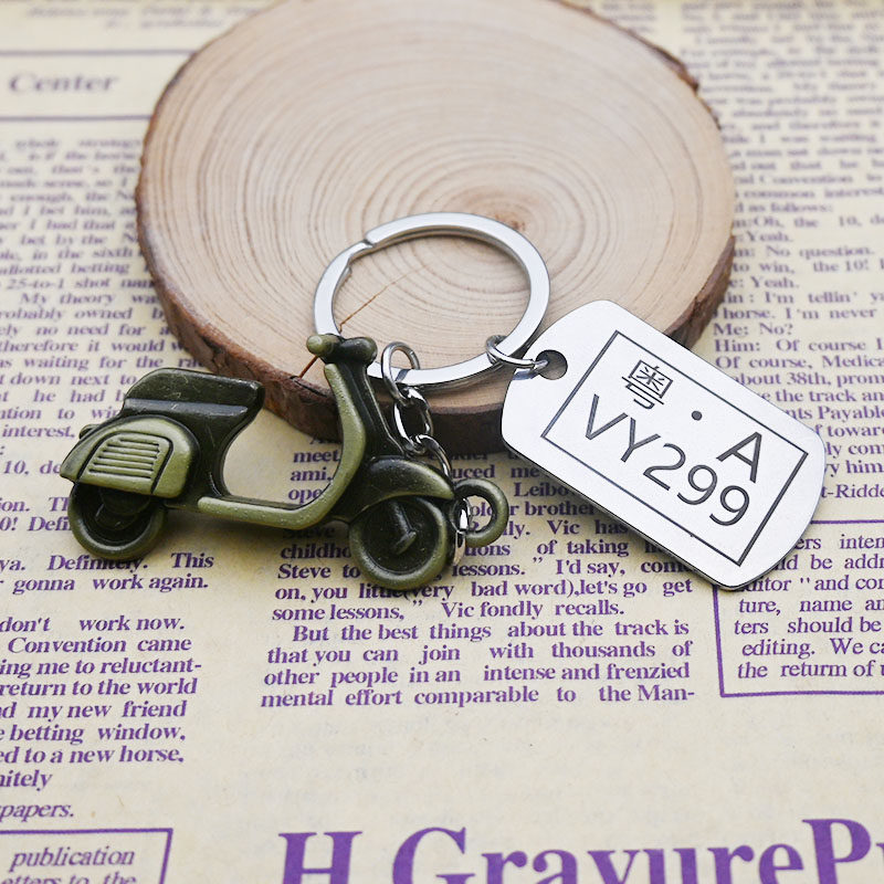 私人定制迷你女装电瓶车模型摩托车头盔刻字小挂件创意挂饰礼物