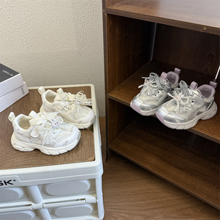8621女童米色25码运动鞋2026春款珍珠蝴蝶结儿童网面休闲小白鞋