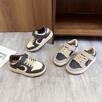 59002儿童低帮板鞋2025冬季韩版拼色男女童真皮加绒棉鞋休闲鞋